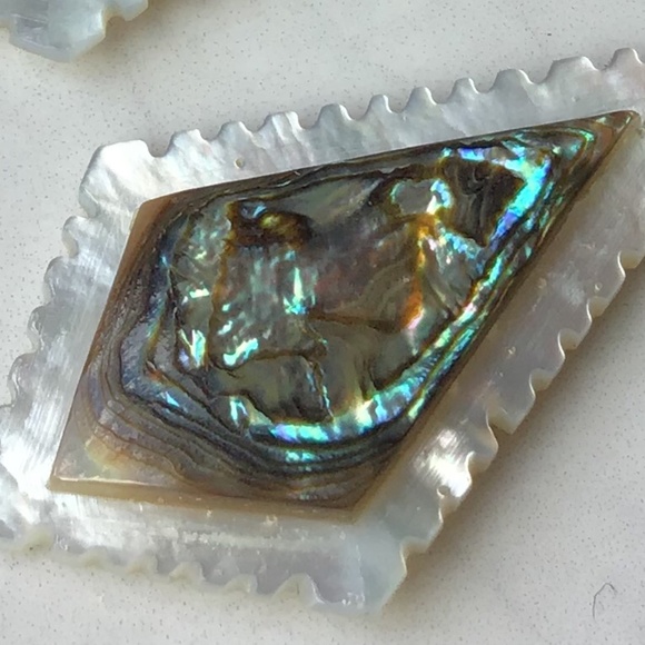 Vintage Abalone Shell & Mother of Pearl Dangle Earrings Pierced - Picture 14 of 15